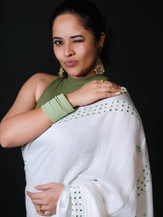 Anasuya Bhardwaj Stuns In A White Saree